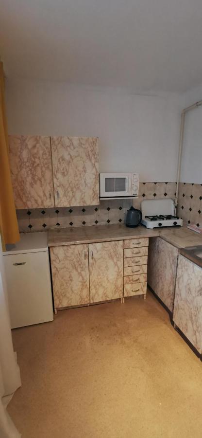 Kawalerka Czestochowa 17 Apartment Luaran gambar