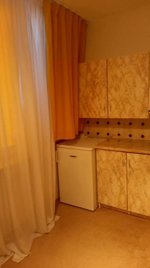 Kawalerka Czestochowa 17 Apartment Luaran gambar