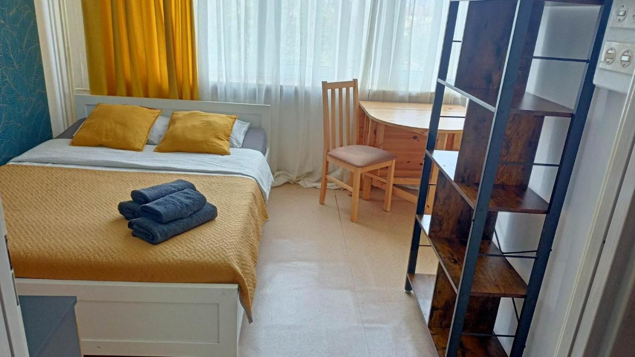 Kawalerka Czestochowa 17 Apartment Luaran gambar